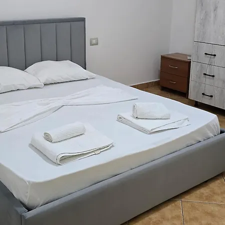 Apartament E & M Wlora